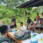 Satga 700 melakukan pelayanan kesehatan di beoga