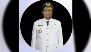 Gubernur Dominggus Mandacan turunkankan angka kemiskinan di Papua Barat